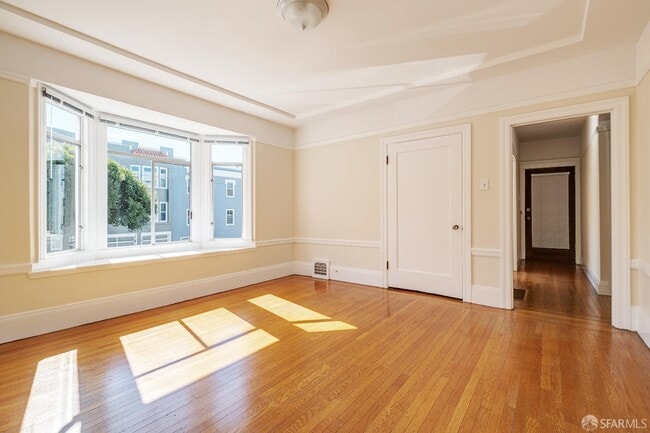 1588 Chestnut St in San Francisco, CA - Building Photo - Building Photo