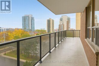 70 Park St E in Mississauga, ON - Building Photo - Building Photo