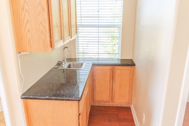 329 Kiawah River Dr in Oxnard, CA - Building Photo - Building Photo