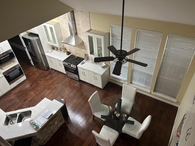 property at 4449 Longfellow Dr