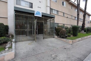 Woodlark Residences in Los Angeles, CA - Foto de edificio - Building Photo