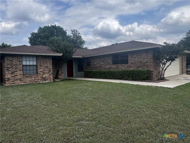 property at 4505 River Oaks Dr