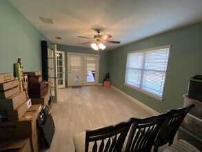 2722 Lakes Edge Ln in Navarre, FL - Building Photo - Building Photo