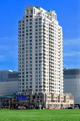 The Bella Condominiums in Atlantic City, NJ - Foto de edificio