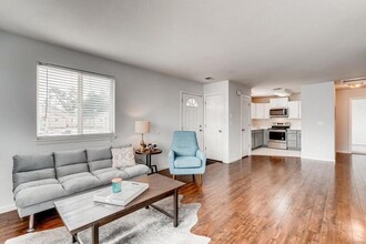 5429 Elm Ct in Denver, CO - Building Photo - Building Photo