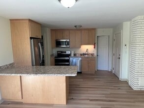 32 Ladds Ln in Epping, NH - Building Photo - Building Photo