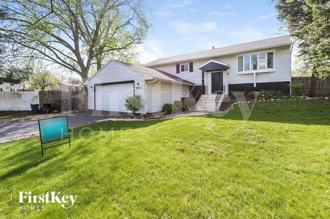 642 Bradley Ave in Matteson, IL - Foto de edificio - Building Photo