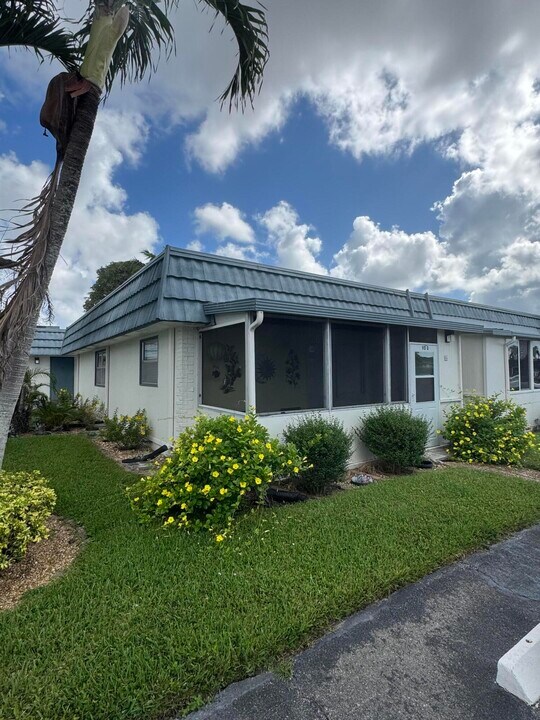90 Waterford D in Delray Beach, FL - Building Photo