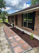 39164 Everett Ln in Ponchatoula, LA - Building Photo - Building Photo