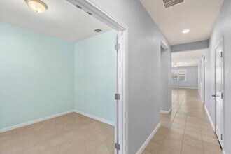 247 Diamond Point Dr in Dripping Springs, TX - Building Photo - Building Photo