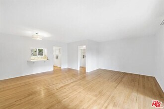 1570 Via Capri in Laguna Beach, CA - Building Photo - Building Photo