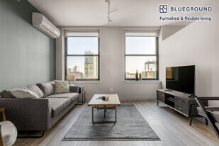 330 S Wells St in Chicago, IL - Building Photo