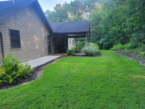 15615 Green Mountain Rd in Willow Hill, PA - Building Photo - Building Photo