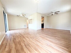 129 Camphor Cir in Oldsmar, FL - Building Photo - Building Photo