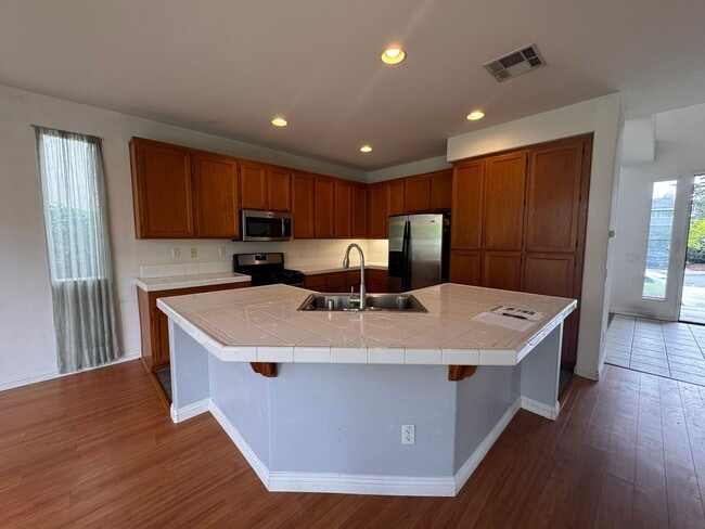 568 Big Sky Dr in Oceanside, CA - Building Photo - Building Photo