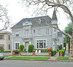 149 S Bedford Dr in Beverly Hills, CA - Building Photo - Building Photo