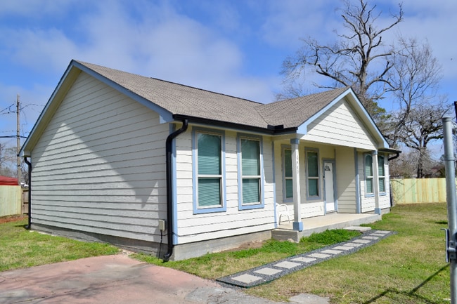 6409 Carver Rd in Houston, TX - Building Photo - Building Photo
