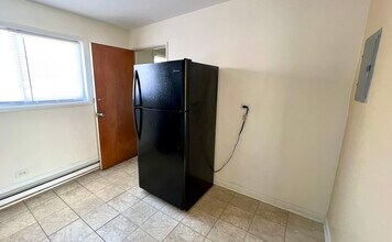 9106 S Halsted St in Chicago, IL - Building Photo - Building Photo