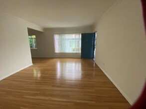 2341 Westwood Blvd in Los Angeles, CA - Building Photo - Building Photo