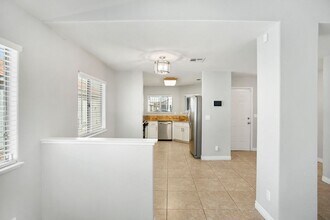 804 Breanna St in Las Vegas, NV - Building Photo - Building Photo