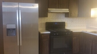 212 Crosswinds Drive in Arnold, MO - Building Photo