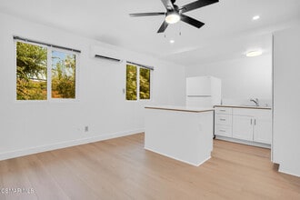1160 Alamos Dr in Thousand Oaks, CA - Building Photo - Building Photo
