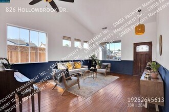 826 Hollowbrook Dr in Brentwood, CA - Building Photo - Building Photo