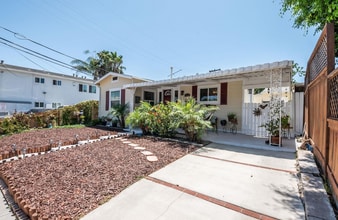 3207 Collier Ave in San Diego, CA - Building Photo - Building Photo