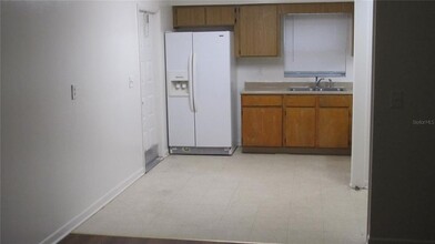 4104 E Humphrey St-Unit -A in Tampa, FL - Building Photo - Building Photo