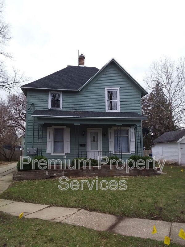 property at 1119 Central Ave