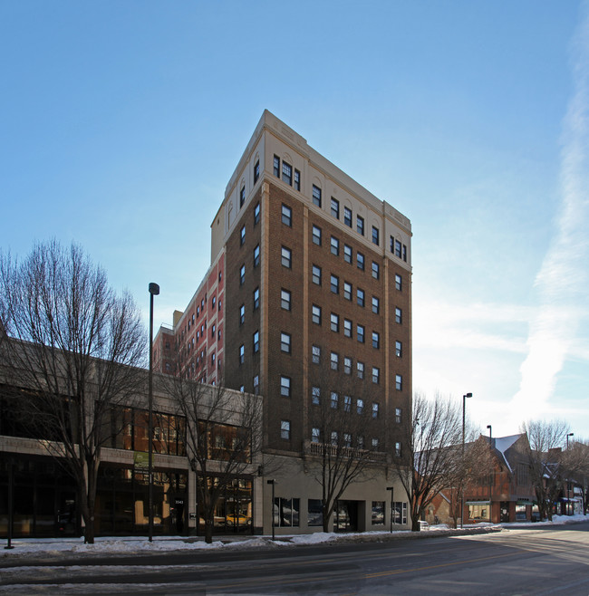 Hyde Park Apartments in Kansas City, MO - Building Photo - Building Photo