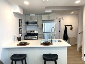 8309-8387 87 St NW in Edmonton, AB - Building Photo - Building Photo