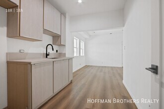 2694 James M Wood Blvd in Los Angeles, CA - Building Photo - Building Photo