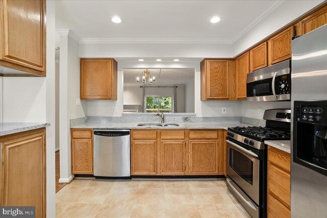 property at 8316 Linden Oaks Ct