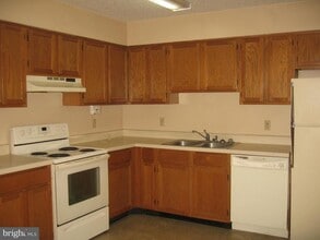 57 Mallard Ct in Charles Town, WV - Building Photo - Building Photo