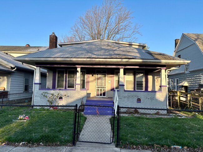 property at 40 S Chester Ave
