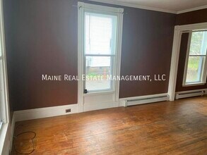 32 Coombs St in Bangor, ME - Building Photo - Building Photo