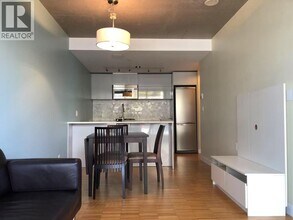 128 W Cordova St in Vancouver, BC - Building Photo - Building Photo