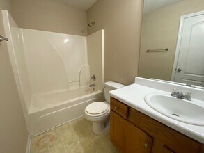 161 Bridgewater Cir in Athens, GA - Building Photo - Building Photo