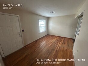 4209 SE 43rd St in Del City, OK - Building Photo - Building Photo