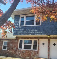 1547 US-9 in Tivoli, NY - Building Photo