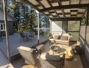 5948 E Yellowstone Trail in Coeur d'Alene, ID - Building Photo - Building Photo