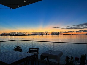 800 Claughton Island Dr, Unit 401 in Miami, FL - Building Photo - Building Photo