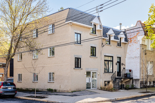 665 Charlevoix Rue in Montréal, QC - Building Photo - Building Photo