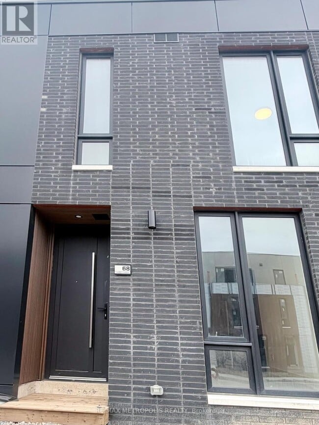 property at 68 EVERETT Cmn