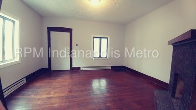 25 S Emerson Ave-Unit -d in Indianapolis, IN - Building Photo - Building Photo