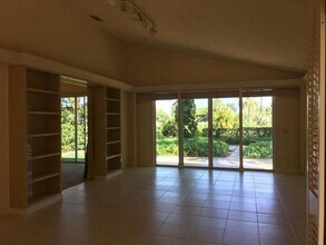 12751 Touchstone Pl in Palm Beach Gardens, FL - Foto de edificio - Building Photo