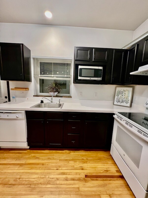 8385 Geneva St, Unit #3 in Interlaken, NY - Foto de edificio - Building Photo