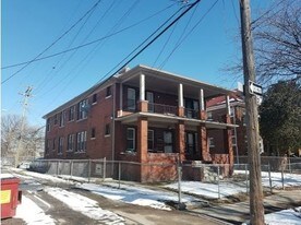 2340 W Grand St in Detroit, MI - Building Photo