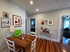 305 Highland Ave in Somerville, MA - Foto de edificio - Building Photo